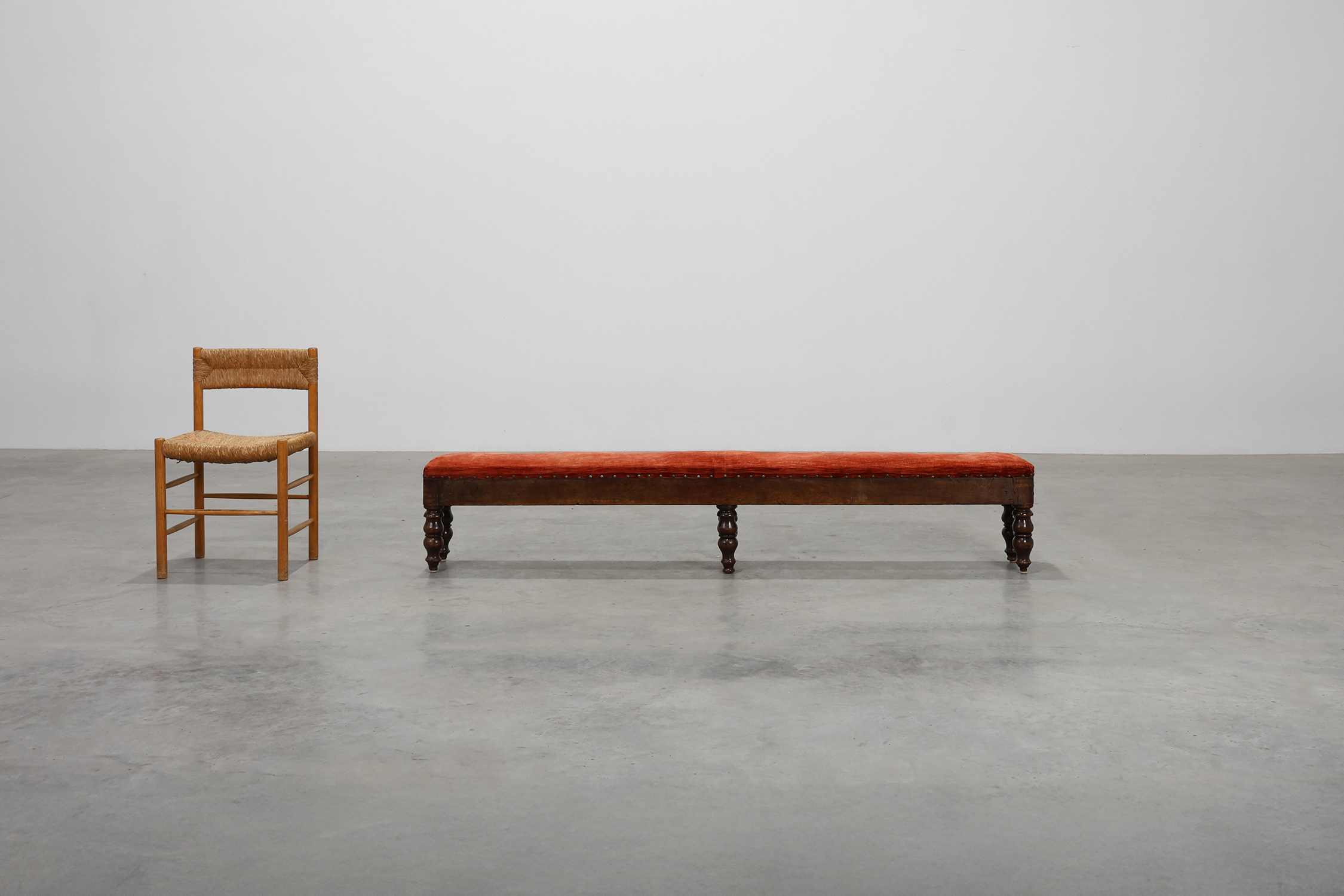 Large 18th‑Century Oak Bench with Velvet Upholstery, Francethumbnail